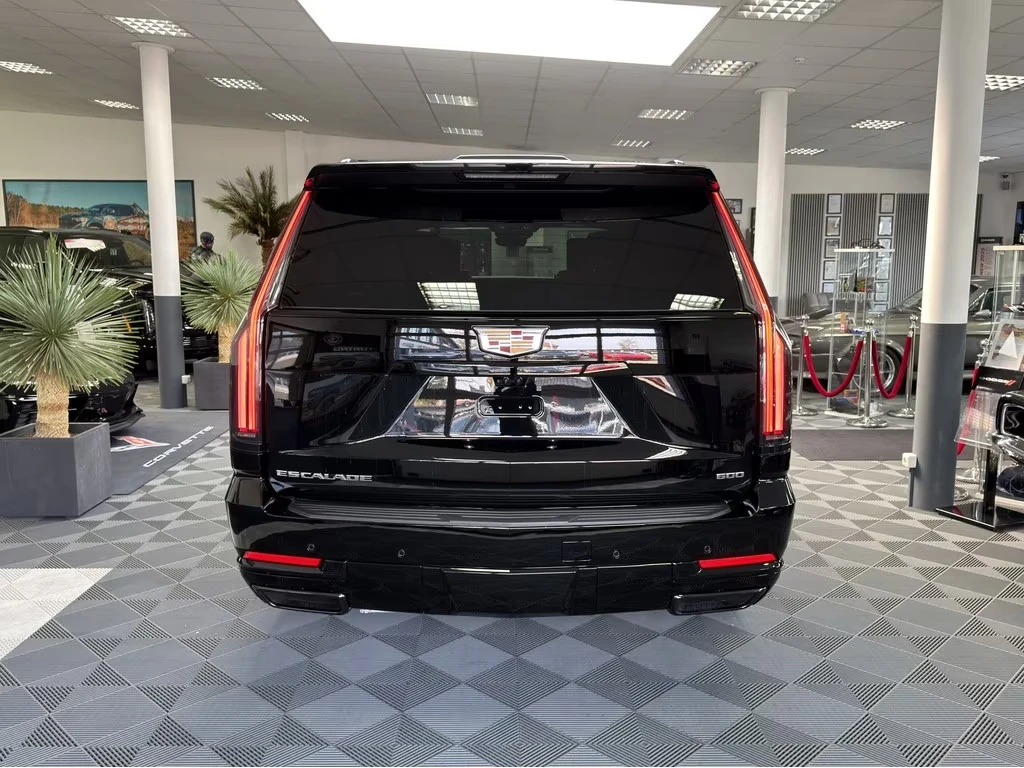Cadillac Escalade SPORT PLATINUM 6.2 V8, снимка 3 - Автомобили и джипове - 54743793