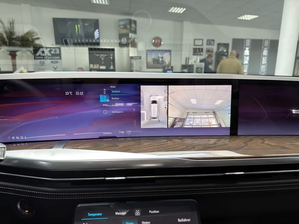 Cadillac Escalade SPORT PLATINUM 6.2 V8, снимка 6 - Автомобили и джипове - 54743793