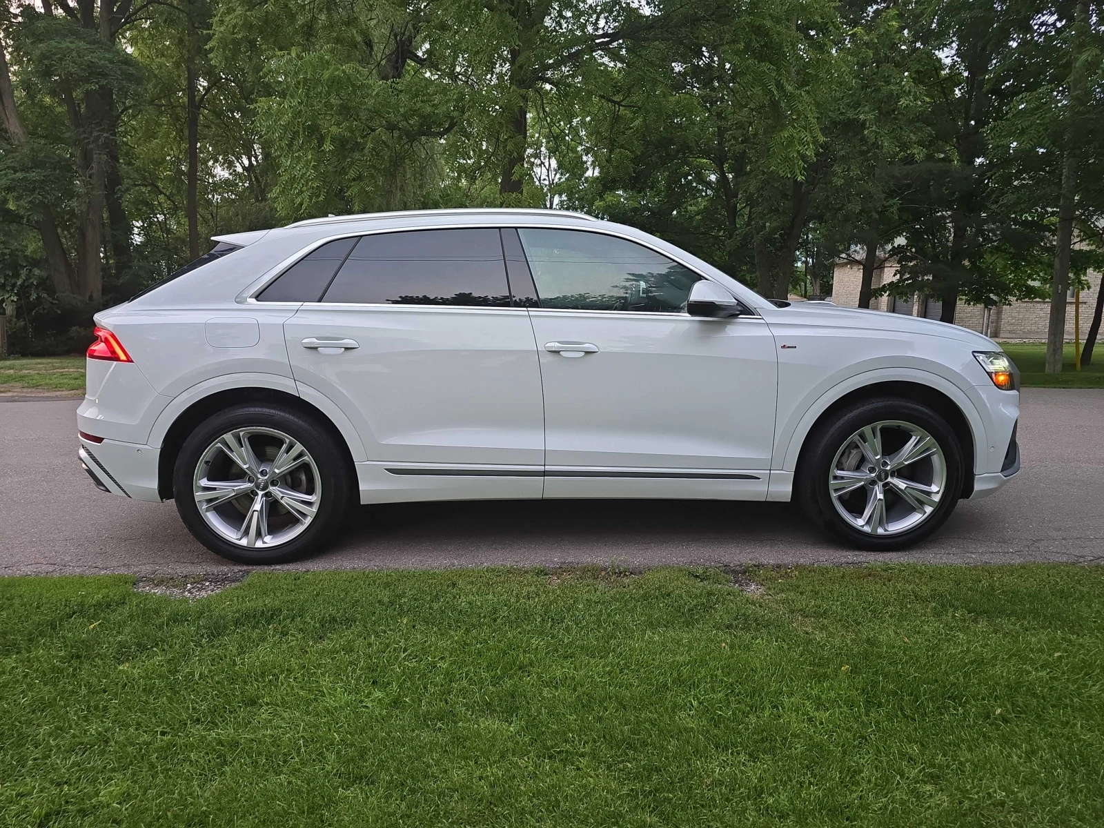 Audi Q8 Progressiv, ПРОГНОЗНА ЦЕНА до БГ, снимка 3 - Автомобили и джипове - 55666938