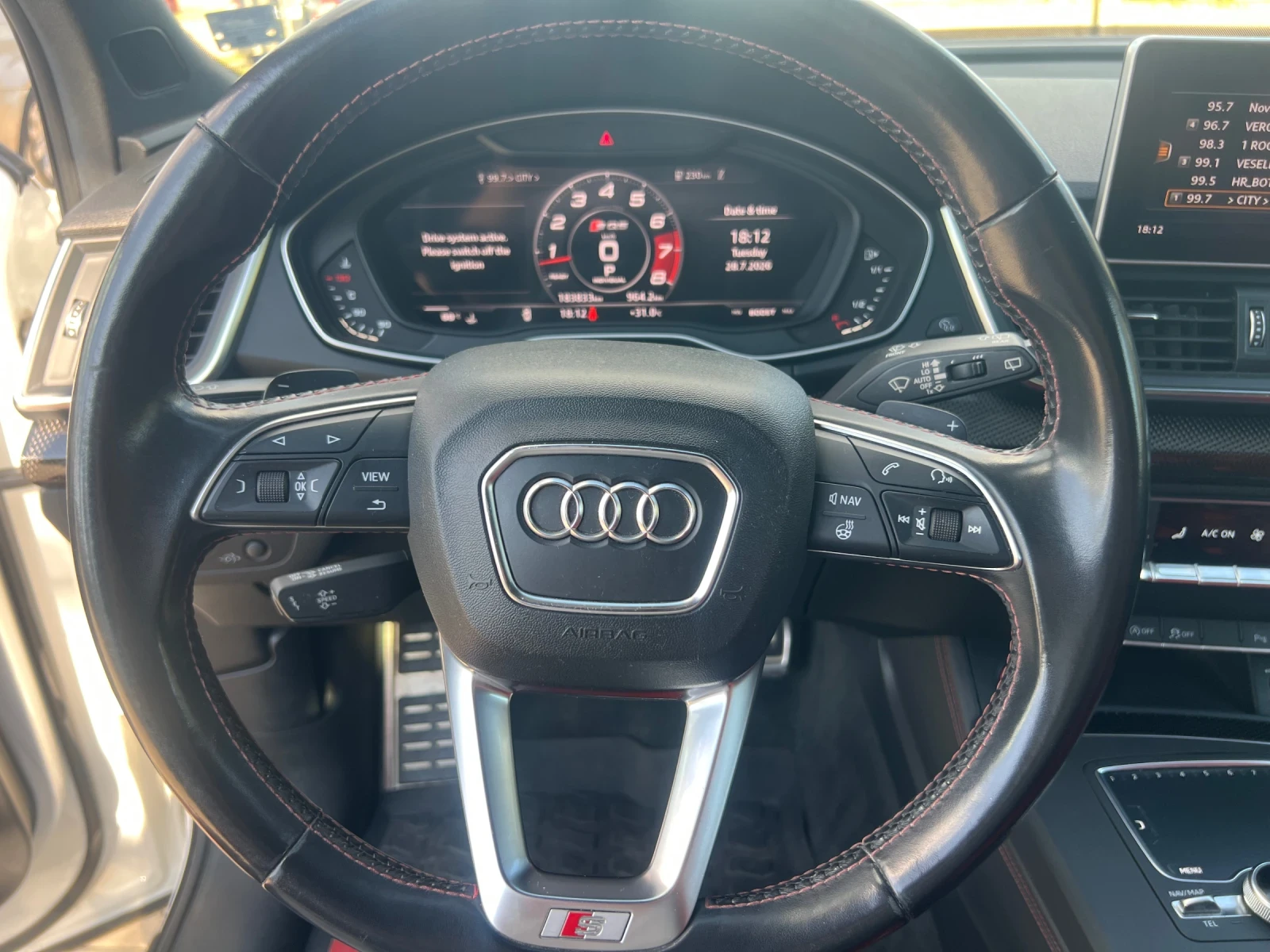 Audi SQ5, снимка 16 - Автомобили и джипове - 55905947