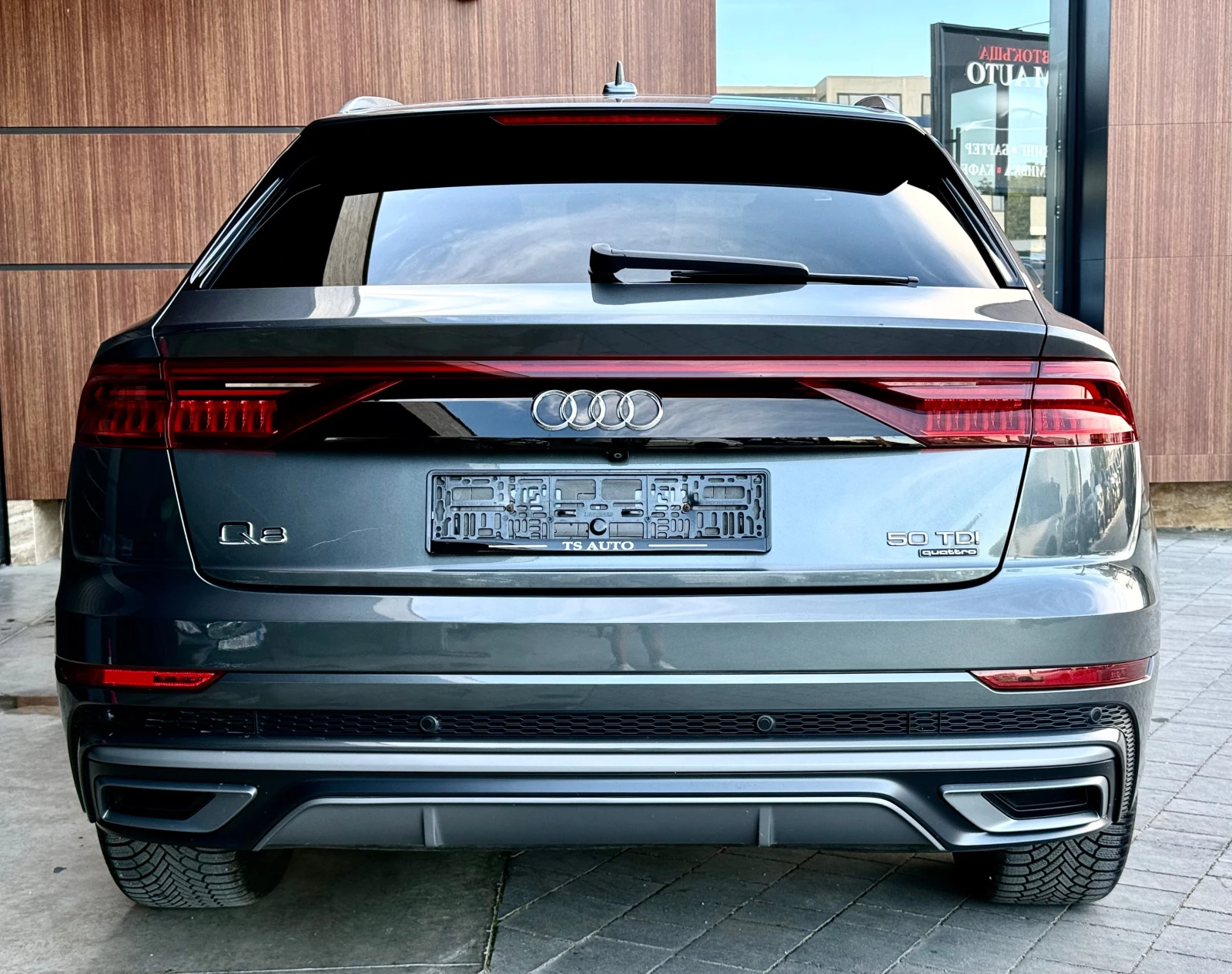 Audi Q8 3XS-LINE* MAX FULL, снимка 3 - Автомобили и джипове - 56266939
