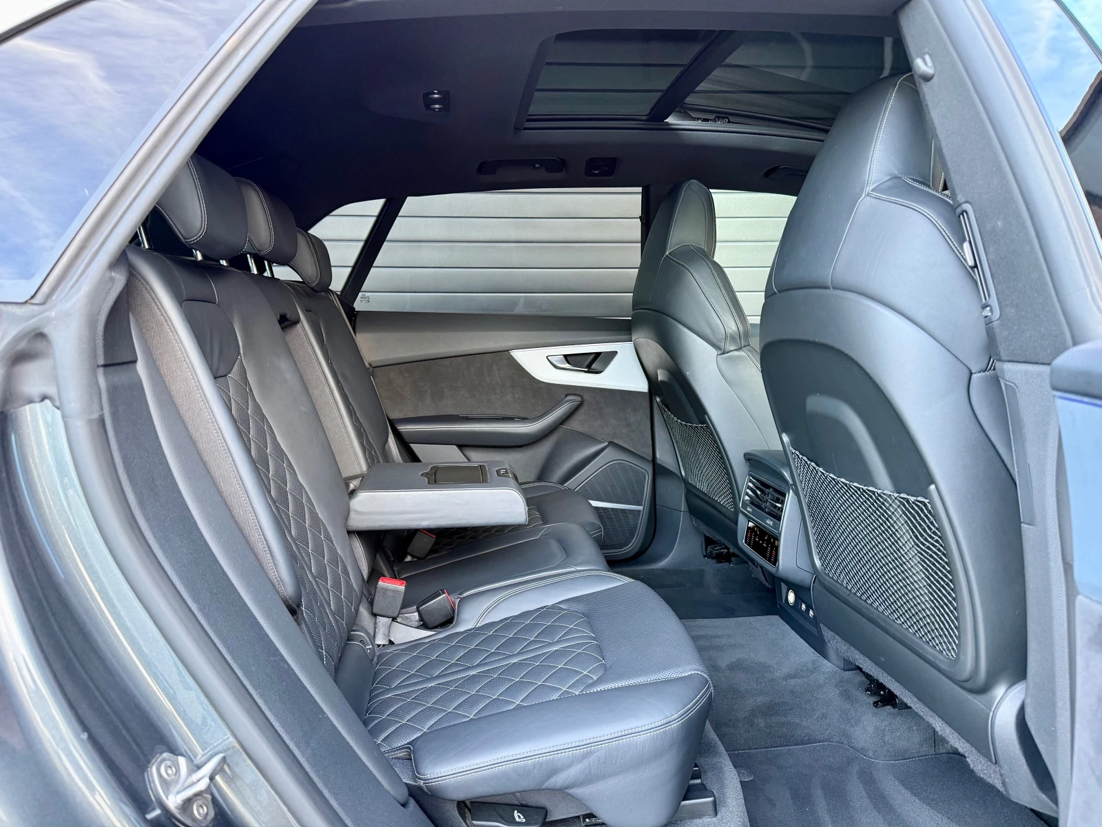 Audi Q8 3XS-LINE* MAX FULL, снимка 11 - Автомобили и джипове - 56266939