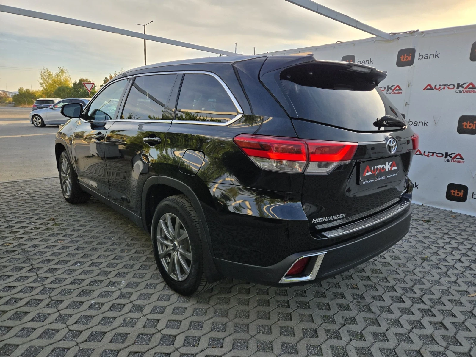 Toyota Highlander 8MECTA/3.5i-299��/4�4/KEYLESS/155.000km | Mobile.bg � ����������� 5