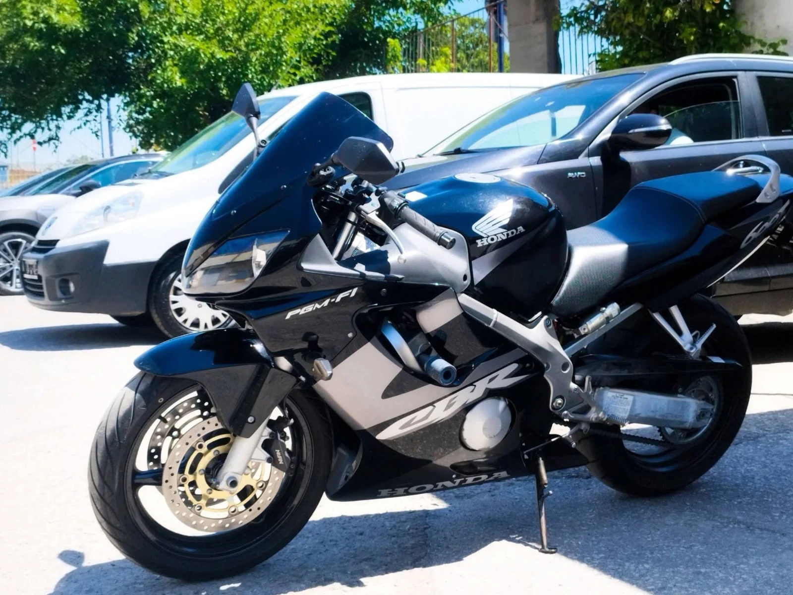Honda Cbr F4i, снимка 6 - Мотоциклети и мототехника - 55500292