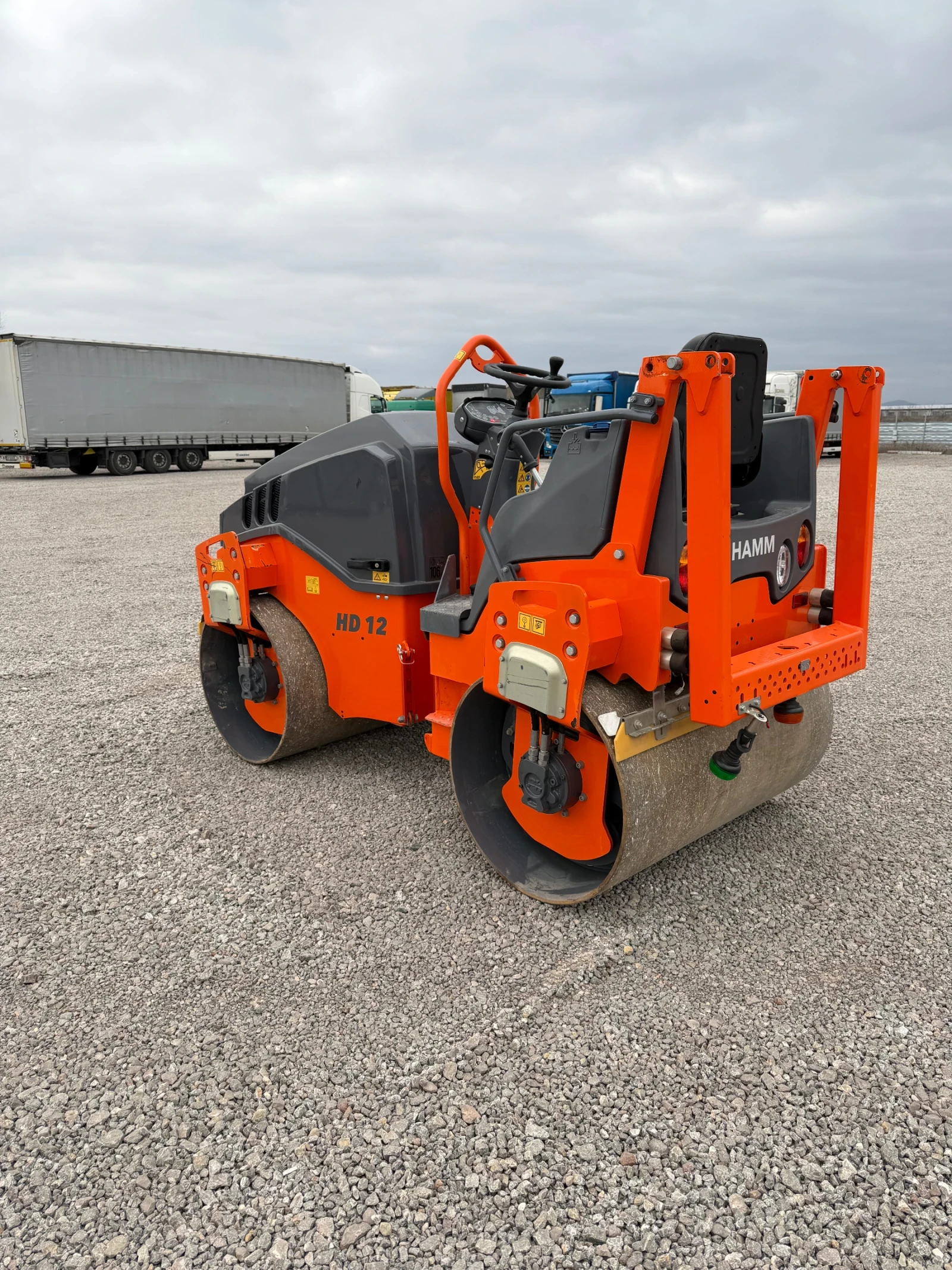 Валяк Hamm HD12 VV, снимка 4 - Индустриална техника - 53892723
