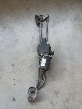 85110-05060 Механизъм с моторче чистачки Toyota Avensis T25 2007г, снимка 2
