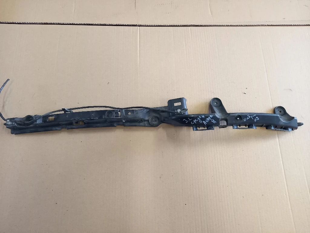 Водач задна броня среден ляв Опел Астра Н 1.9цдти 