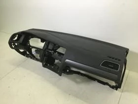 VW Golf АРМАТУРНО ТАБЛО, снимка 4