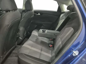 Kia Forte  EX PLUS 4D SEDAN AT * CARFAX * ФИНАНСИРАНЕ, снимка 11