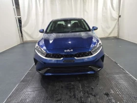 Kia Forte  EX PLUS 4D SEDAN AT * CARFAX * ФИНАНСИРАНЕ, снимка 17