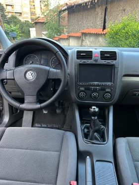 VW Golf 1.9 TDI 105. 6  | Mobile.bg    6