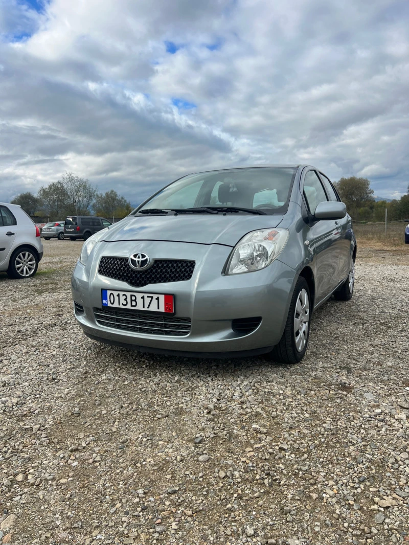 Toyota Yaris 1.0i* Euro4, снимка 1 - Автомобили и джипове - 46974699