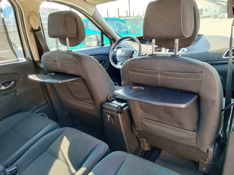 Renault Scenic 1.5dci.110k.c., снимка 10 - Автомобили и джипове - 46353714