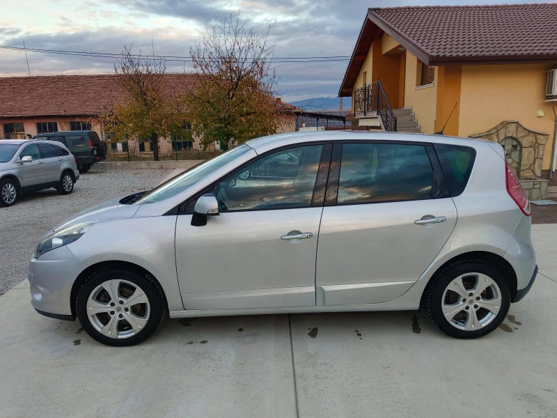 Renault Scenic 1.5dci.110k.c., снимка 4 - Автомобили и джипове - 46353714