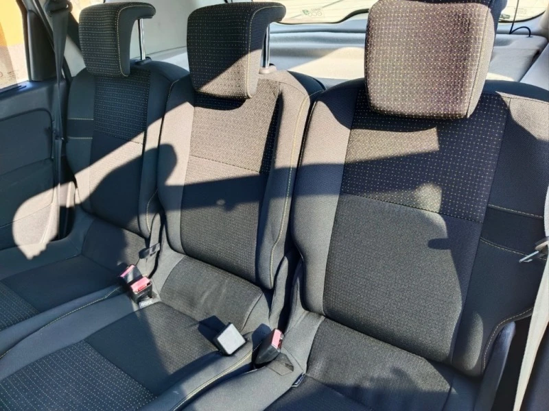 Renault Scenic 1.5dci.110k.c., снимка 12 - Автомобили и джипове - 46353714