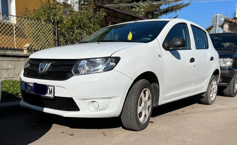 Dacia Sandero, снимка 1 - Автомобили и джипове - 45845995