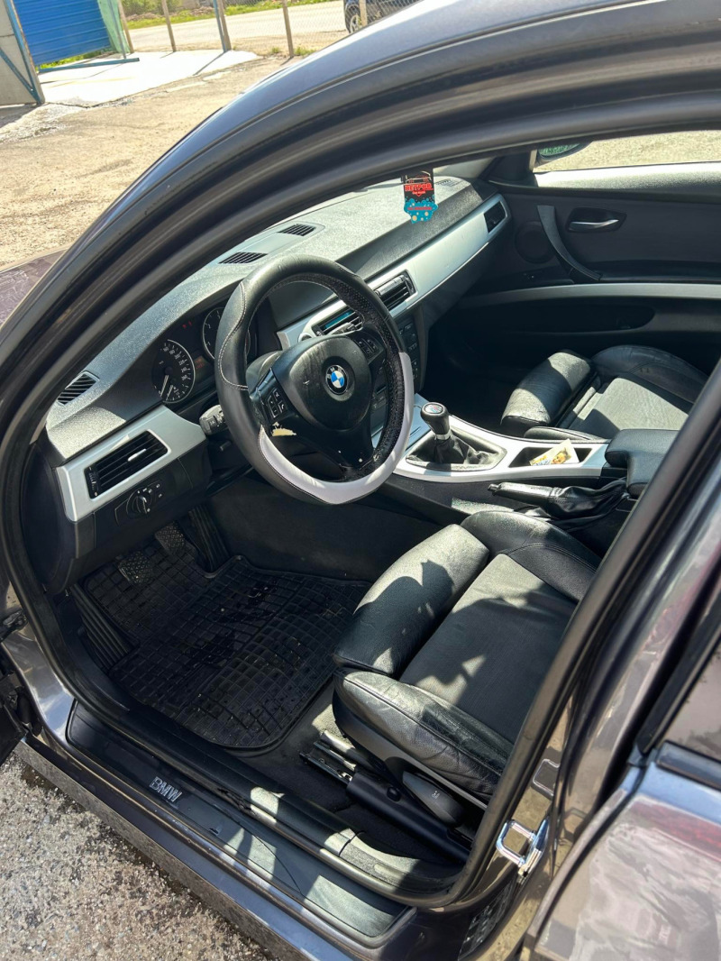 BMW 320, снимка 4 - Автомобили и джипове - 45354835