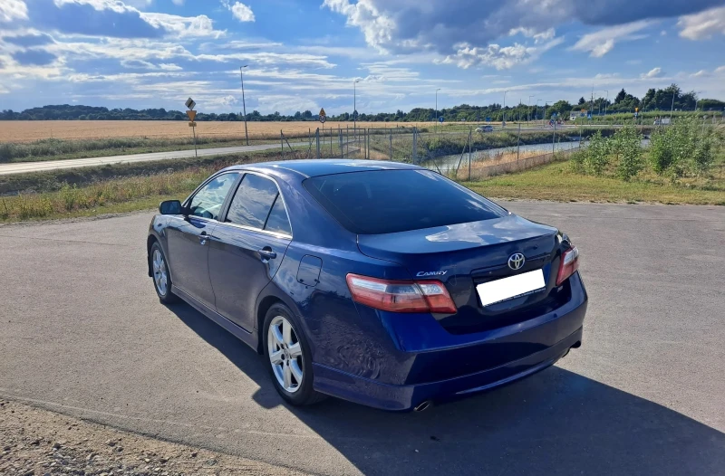 Toyota Camry 3.5 V6 SE, снимка 3 - Автомобили и джипове - 47733534