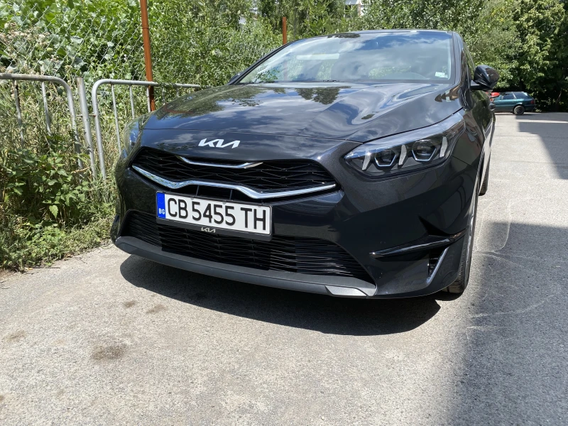 Kia Ceed, снимка 3 - Автомобили и джипове - 48691778