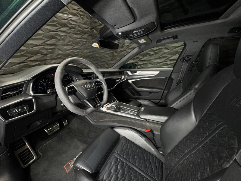 Audi Rs6 Avant Quattro* 360* Ceramic Brakes* Matrix* Обдухв, снимка 7 - Автомобили и джипове - 51375917