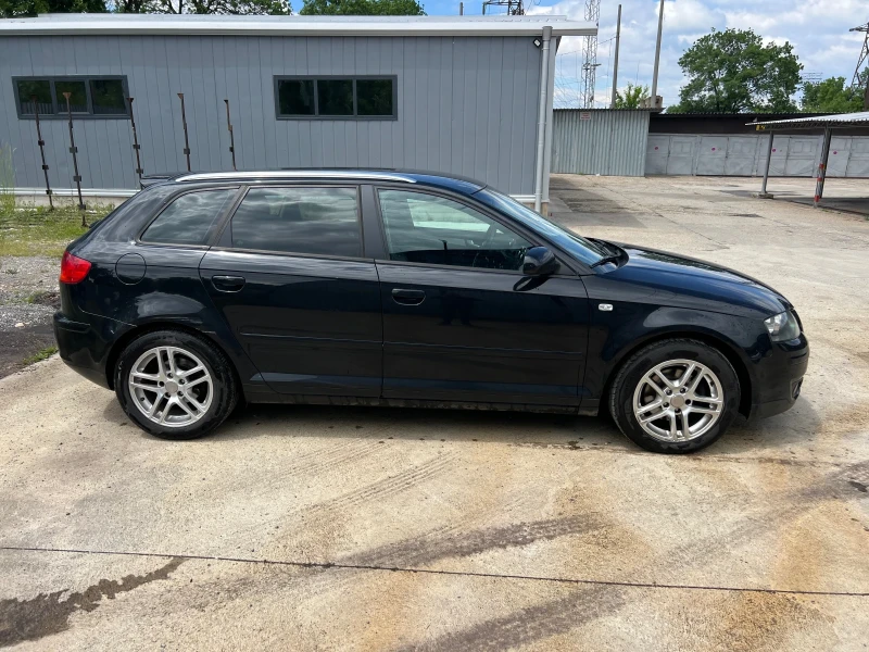Audi A3 2.0 TDI SPORTBACK, снимка 2 - Автомобили и джипове - 51737889