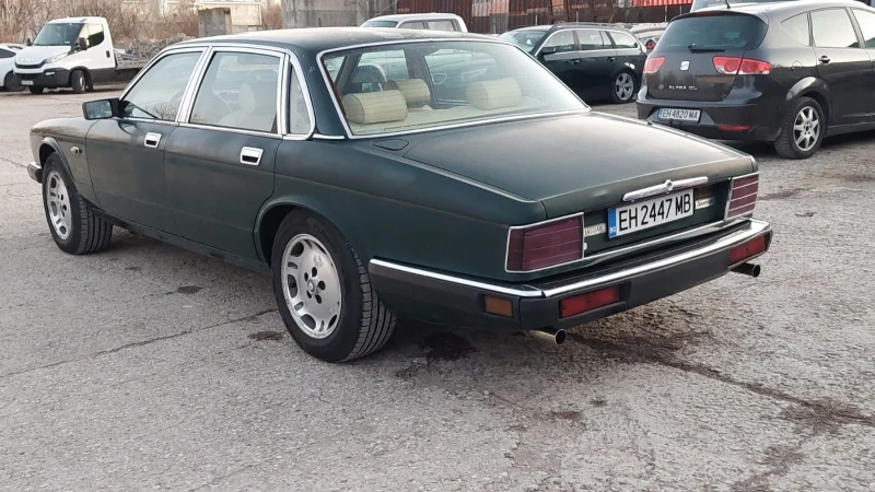 Jaguar Xj, снимка 5 - Автомобили и джипове - 52296271