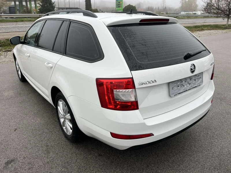 Skoda Octavia 1.6TDI 110кс. EURO 6B КЛИМАТРОНИК АВТОПИЛОT ИТАЛИЯ, снимка 5 - Автомобили и джипове - 52485441