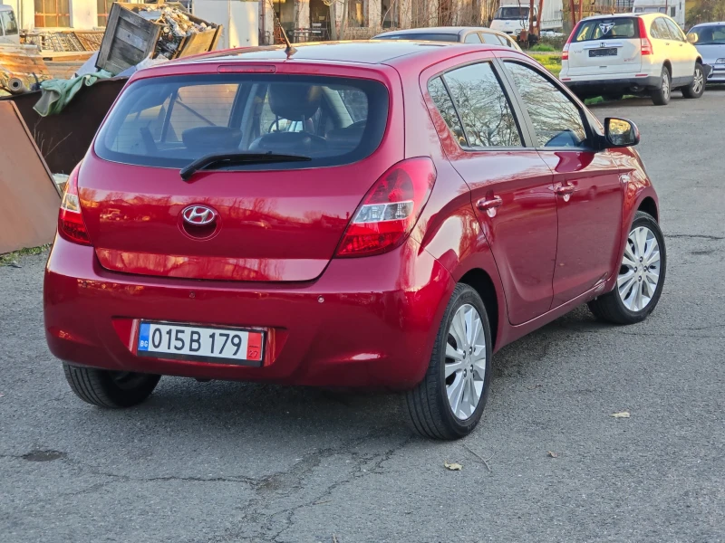 Hyundai I20 1.6-Auto-CH, снимка 4 - Автомобили и джипове - 52876396