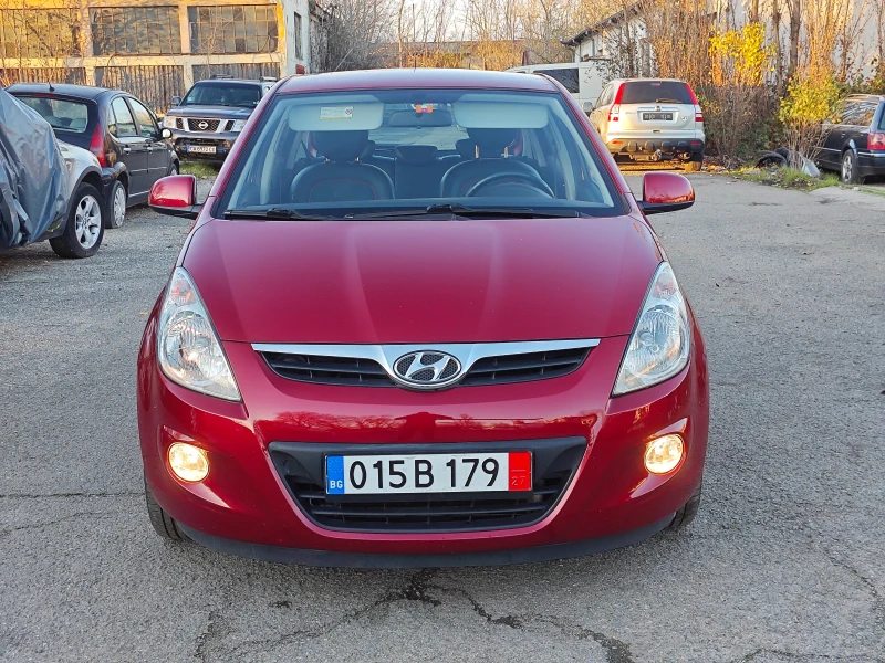 Hyundai I20 1.6-Auto-CH, снимка 2 - Автомобили и джипове - 52876396