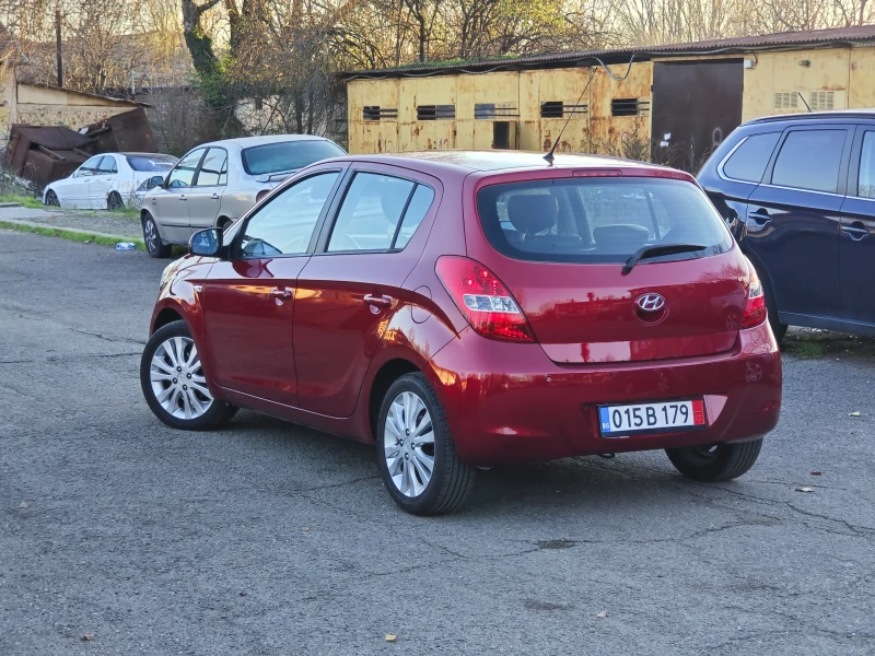 Hyundai I20 1.6-Auto-CH, снимка 15 - Автомобили и джипове - 52876396