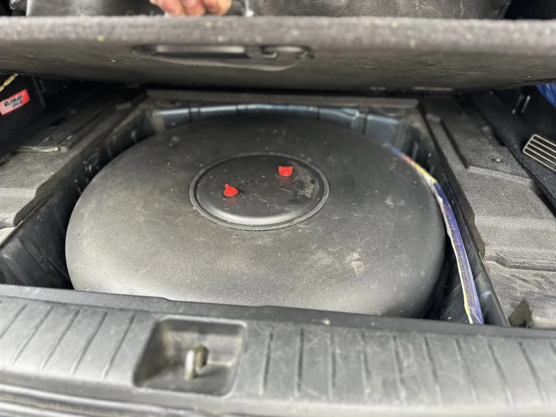 Subaru Outback 2.5 LPG, снимка 9 - Автомобили и джипове - 53557173