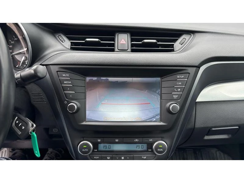 Toyota Avensis SDN 2.0D 6MT EXECUTIVE, снимка 15 - Автомобили и джипове - 54509595