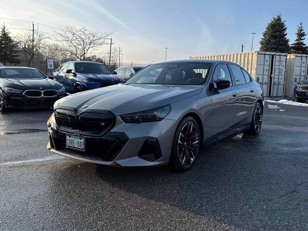 BMW i5 * M60 xDrive * CARFAX * БЕЗ ПЪРВОНАЧАЛНА ВНОСКА, снимка 1