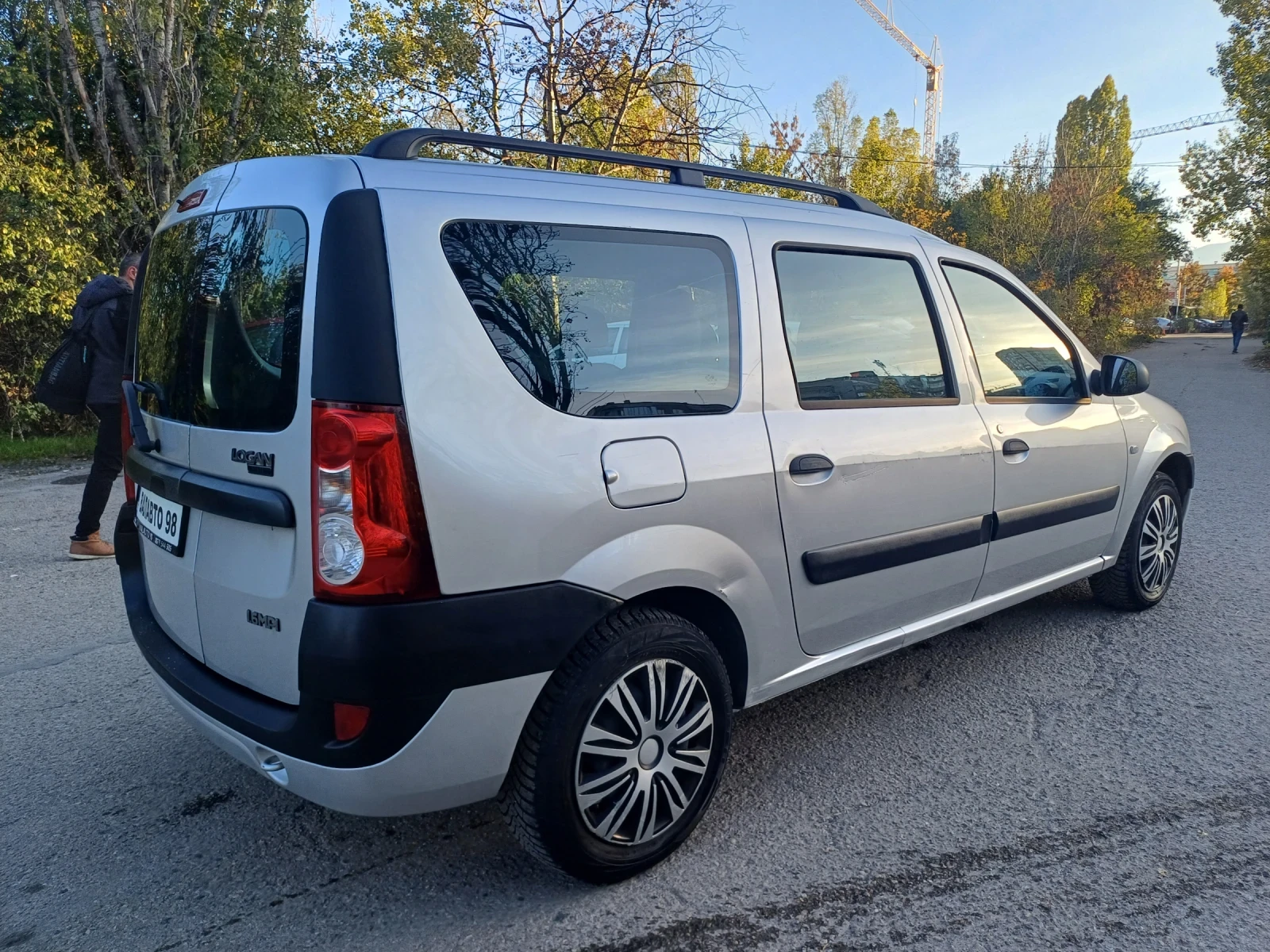 Dacia Logan 1.6i с газ - изображение 5