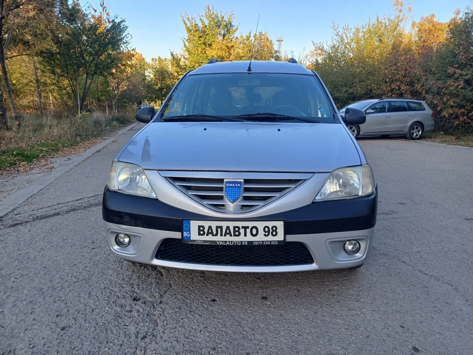 Dacia Logan 1.6i с газ - изображение 2