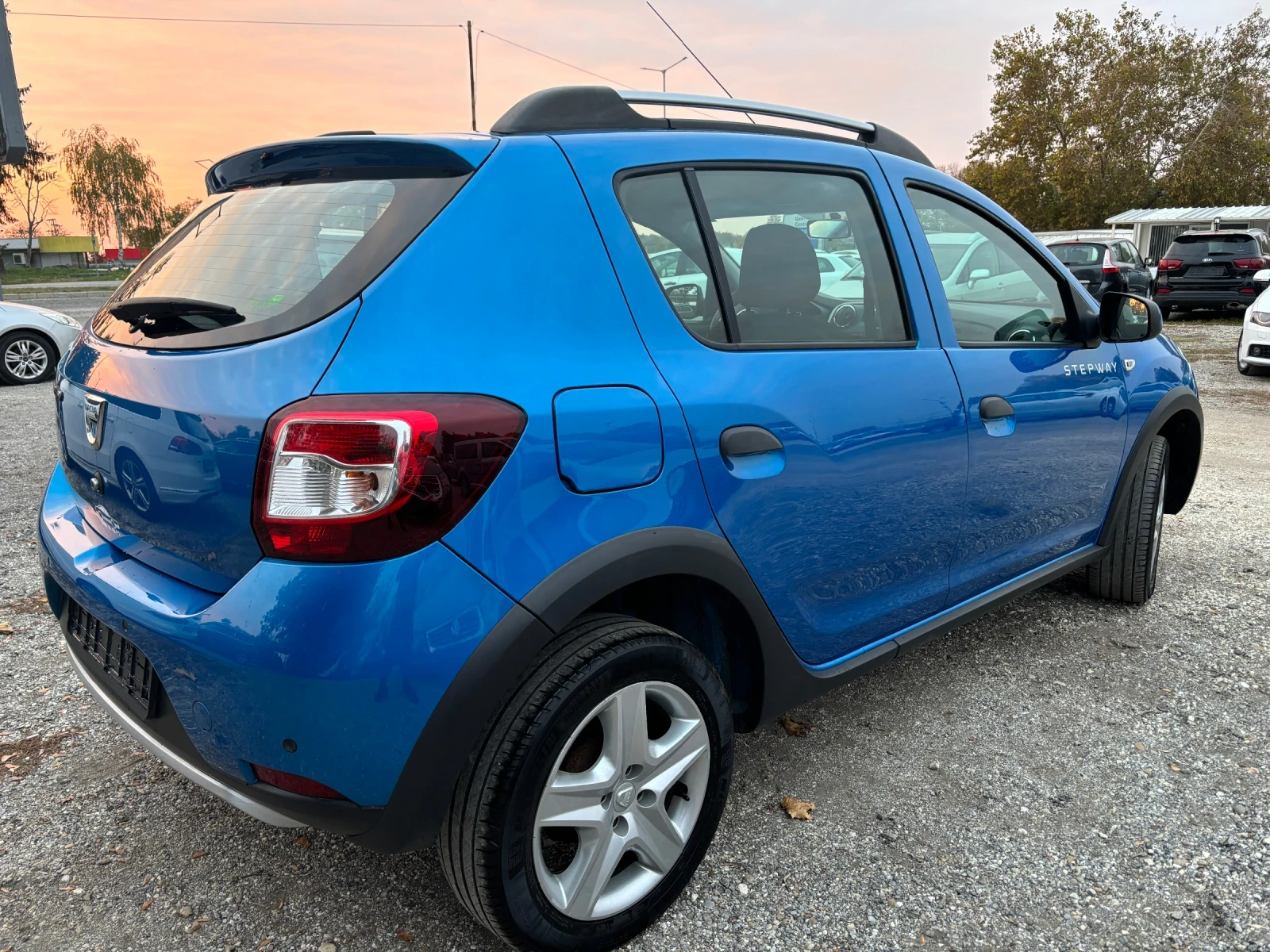 Dacia Sandero 2015+ 1.5DCI+ STEPWAY+ НАВИ+ КАТО НОВА - изображение 4