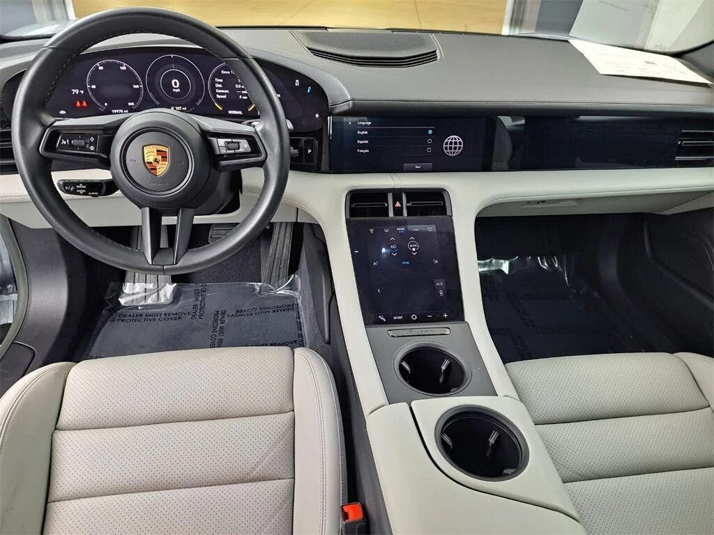 Porsche Taycan HeadUp * АвтоКредит * (ЦЕНА ДО БГ) - изображение 10