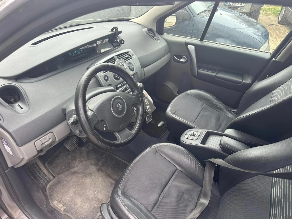 Renault Megane  - изображение 10
