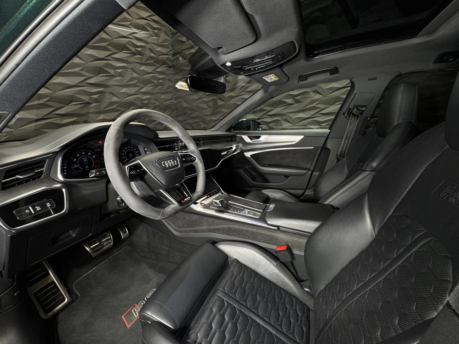 Audi Rs6 Avant Quattro* 360* Ceramic Brakes* Matrix* Обдухв - изображение 7