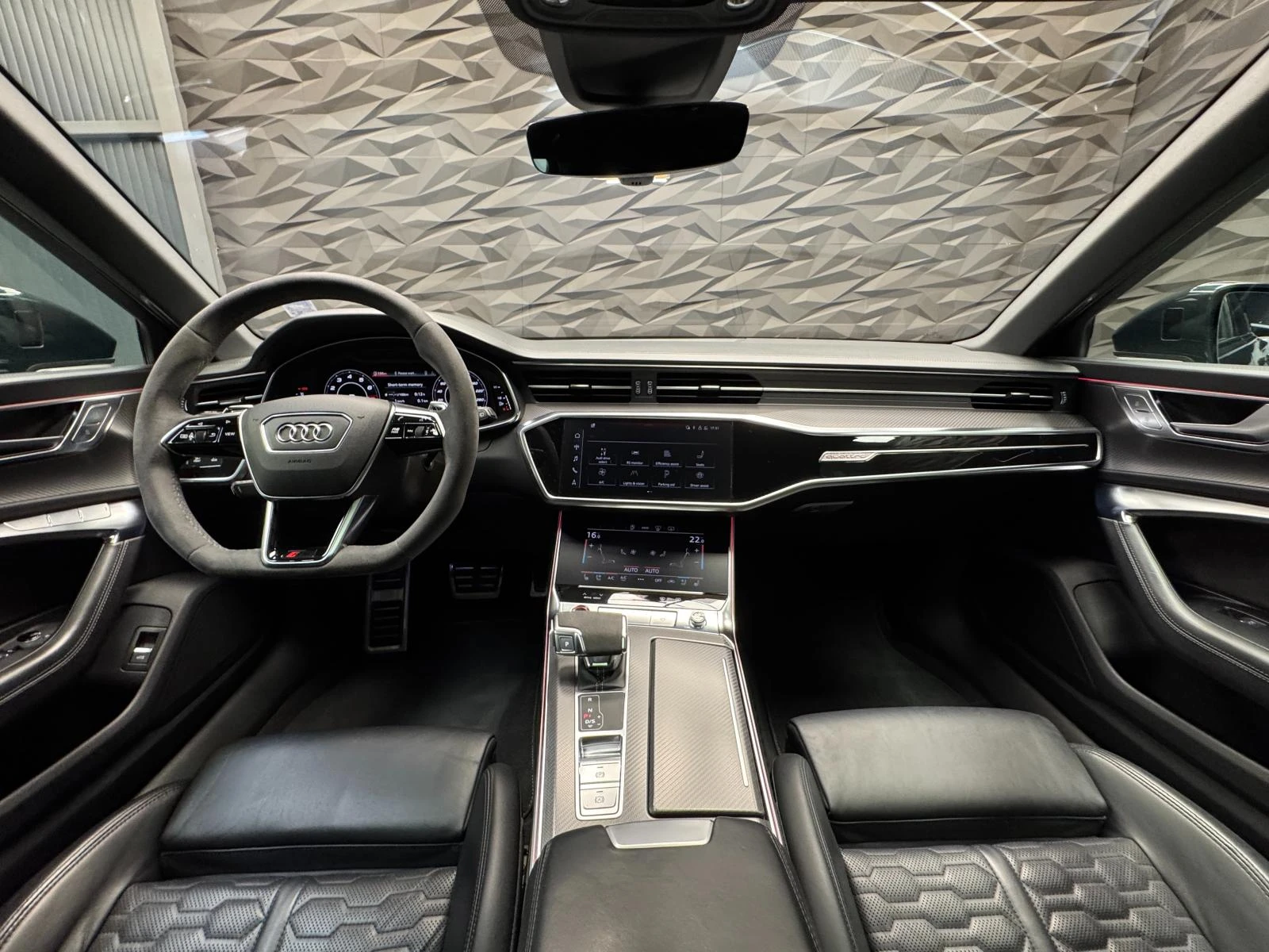 Audi Rs6 Avant Quattro* 360* Ceramic Brakes* Matrix* Обдухв - изображение 5
