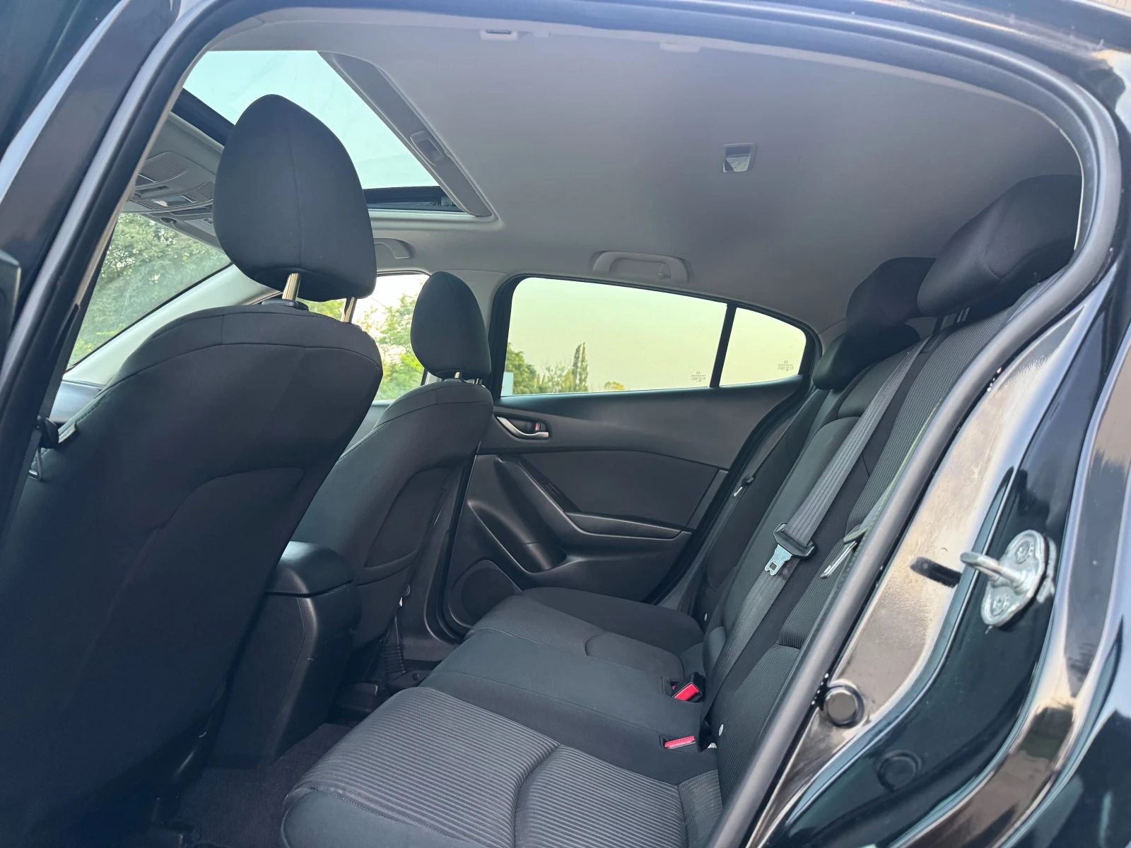 Mazda 3  - изображение 6