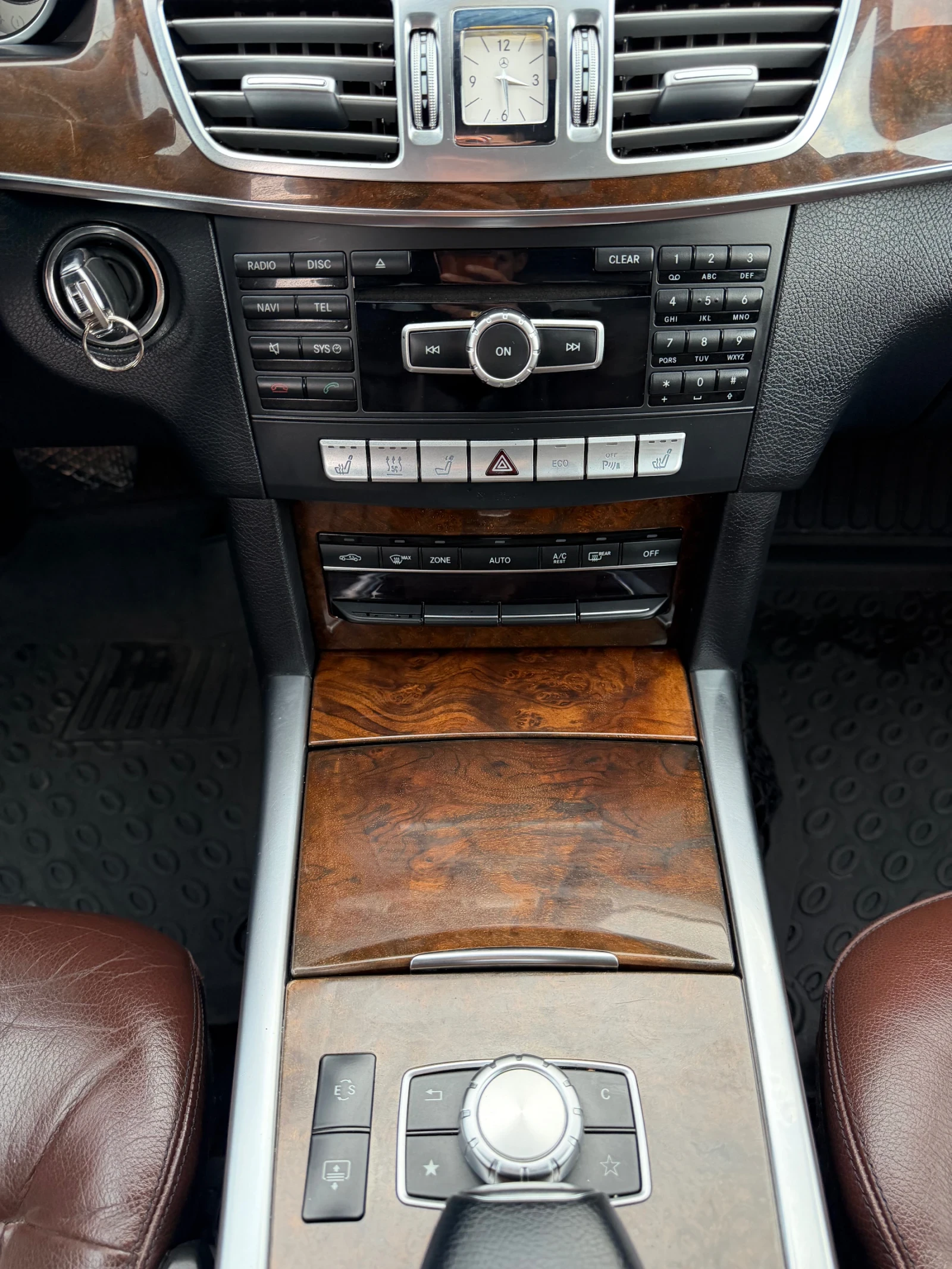 Mercedes-Benz E 250 4-MATIK | Mobile.bg � ����������� 10