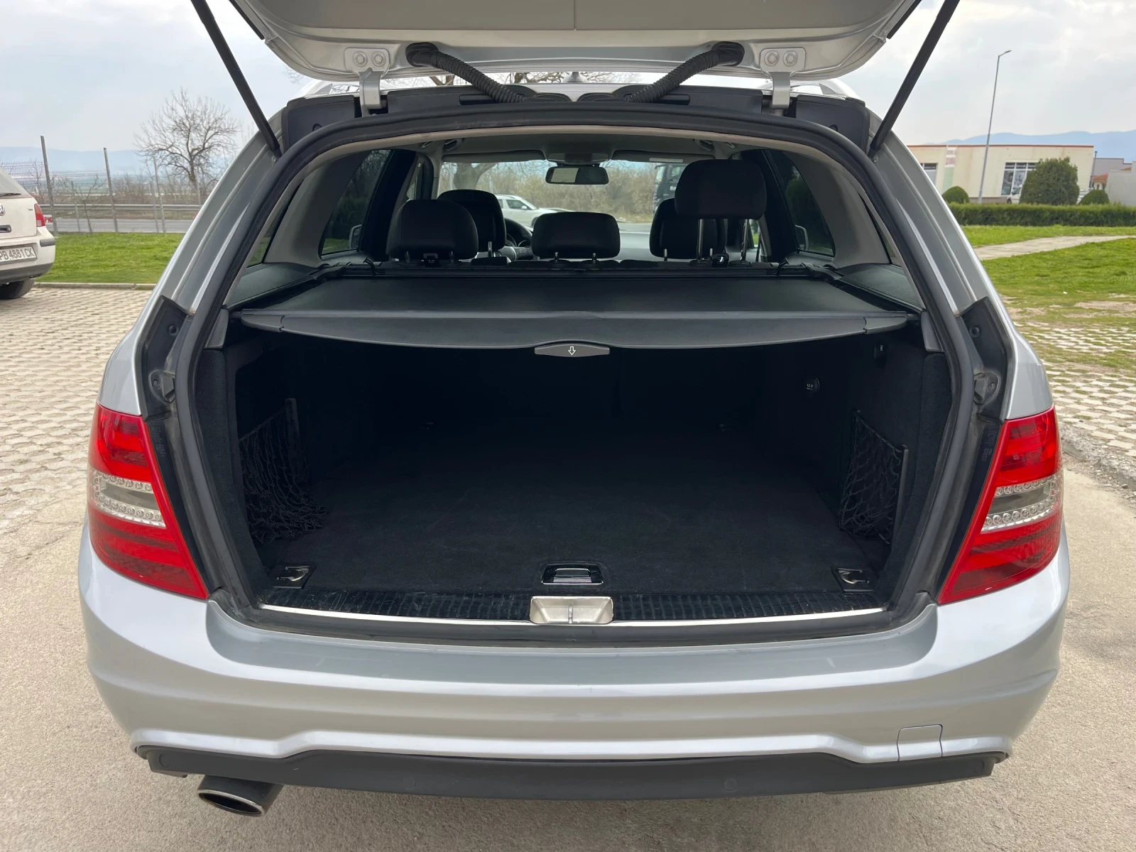 Mercedes-Benz C 220 CDI/AMG/7G-tronic/�������� �������/������� ������/ | Mobile.bg � ����������� 13