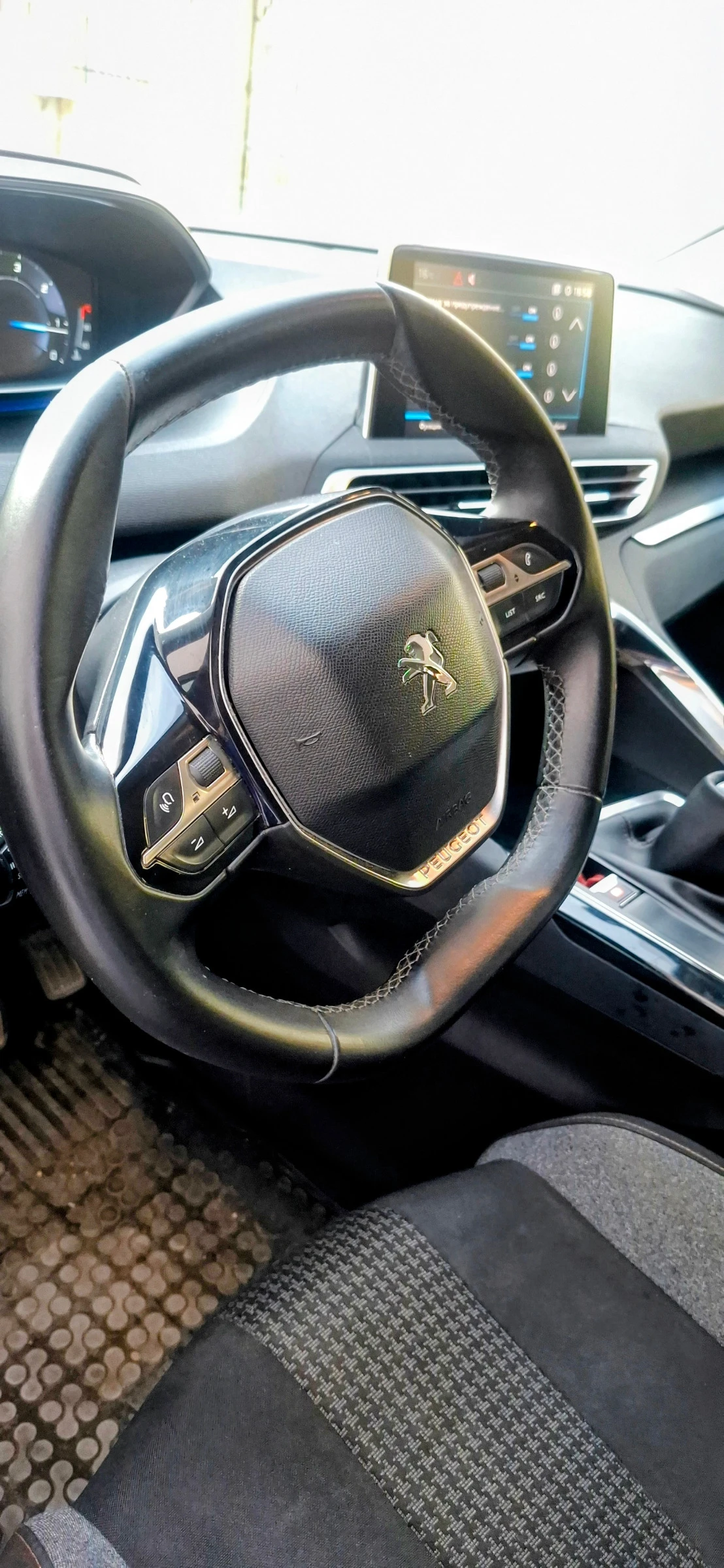 Peugeot 3008 Active Business 1.6 120к.с. , снимка 10 - Автомобили и джипове - 53904987