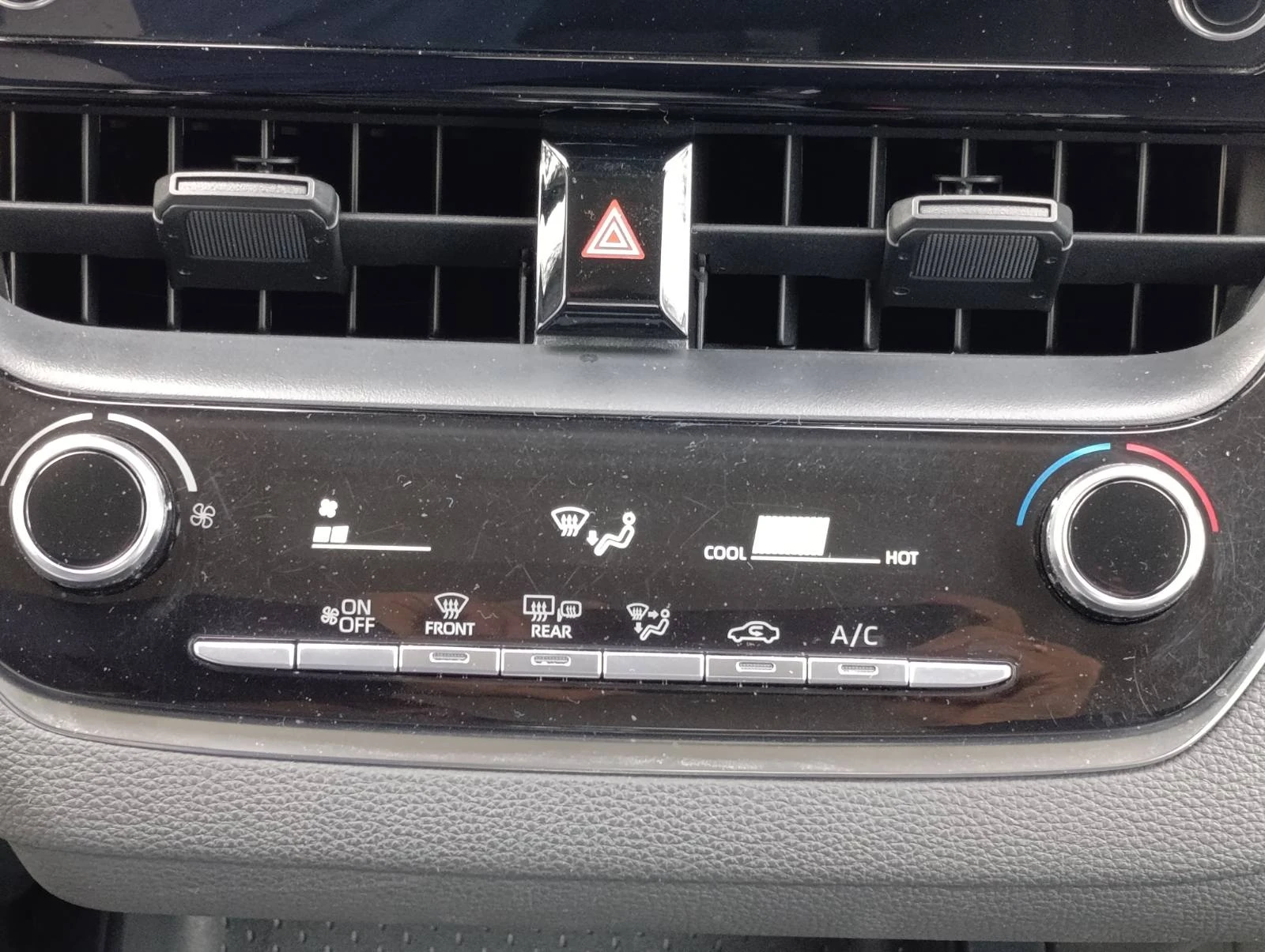 Toyota Corolla, снимка 9 - Автомобили и джипове - 53937917