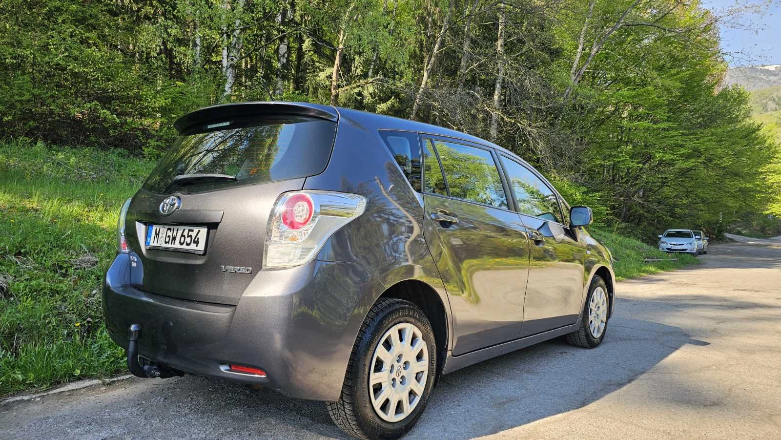 Toyota Verso 1.8, снимка 6 - Автомобили и джипове - 54438335