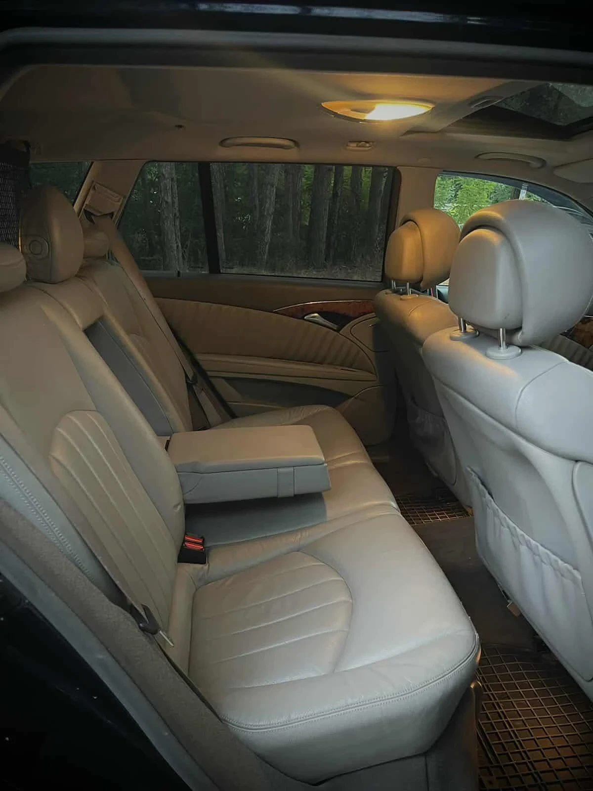 Mercedes-Benz E 350 3.5, снимка 7 - Автомобили и джипове - 54503136