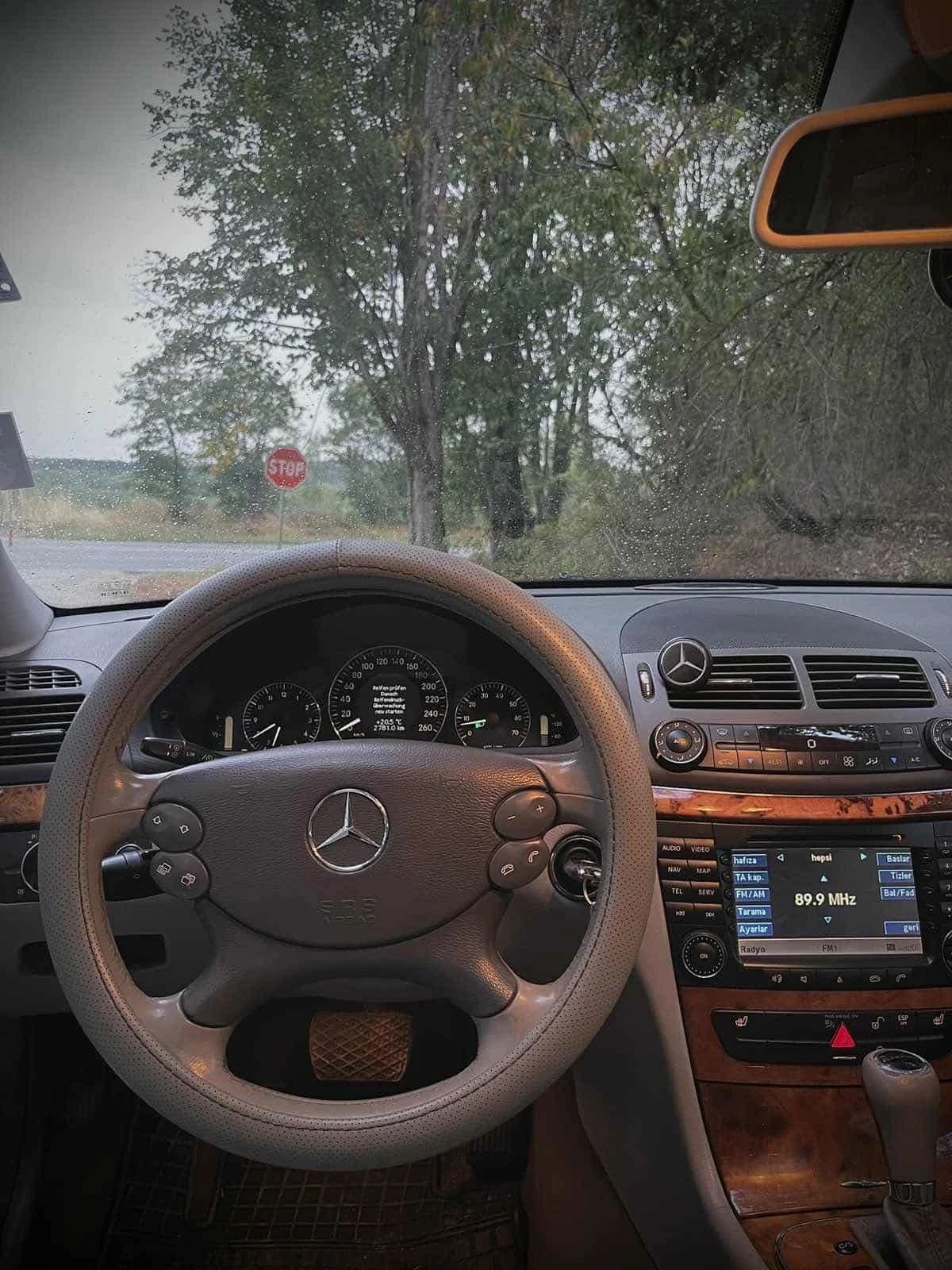 Mercedes-Benz E 350 3.5, снимка 4 - Автомобили и джипове - 54503136
