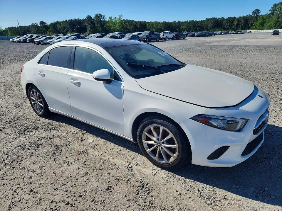 Mercedes-Benz A 220, снимка 4 - Автомобили и джипове - 54695555