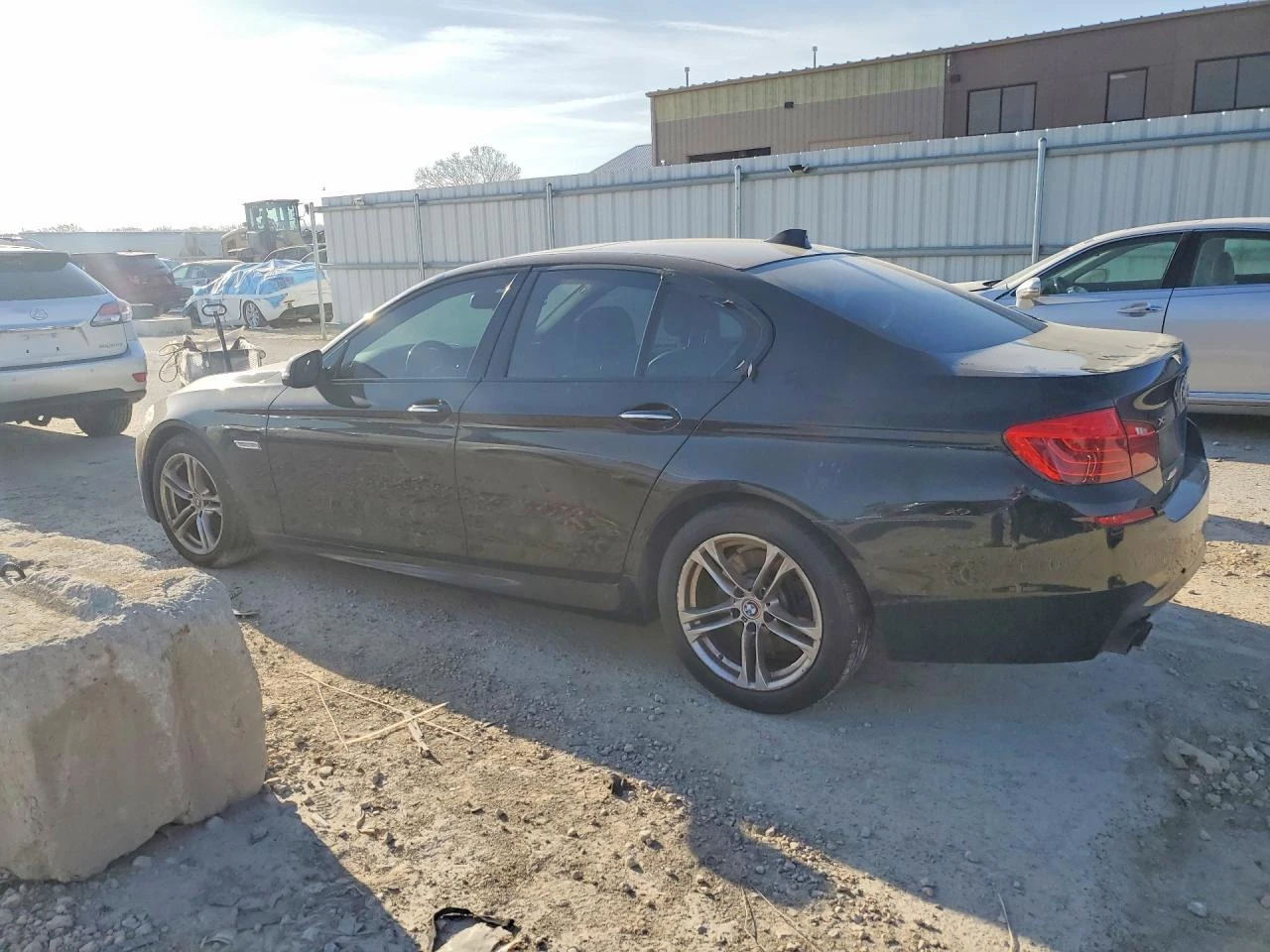 BMW 528 2l Xi, снимка 2 - Автомобили и джипове - 54726169